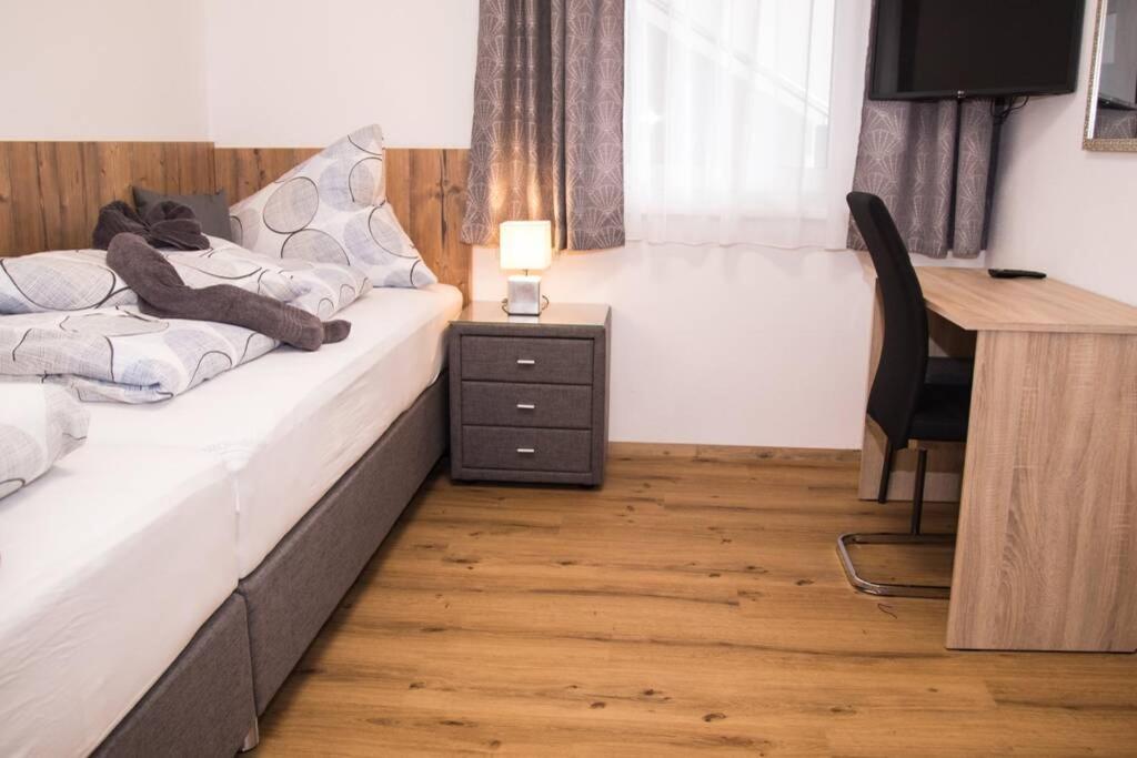 Rochus Appartements Sautens Exterior photo